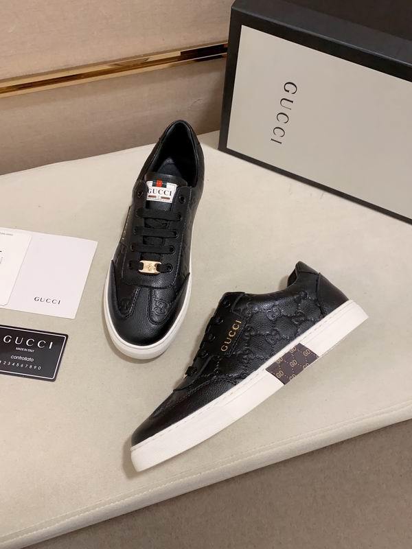 Gucci Men's Shoes 1106